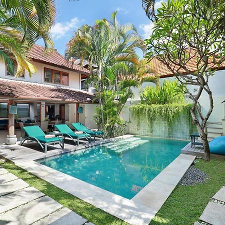 Super Value 4 Bedroom, Walk To Bintang Supermarket Σεμινιάκ Εξωτερικό φωτογραφία