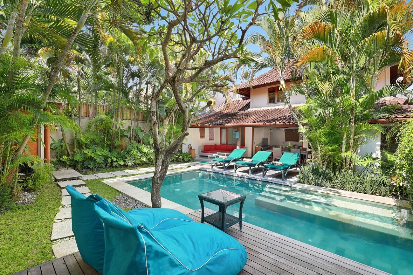 Super Value 4 Bedroom, Walk To Bintang Supermarket Σεμινιάκ Εξωτερικό φωτογραφία