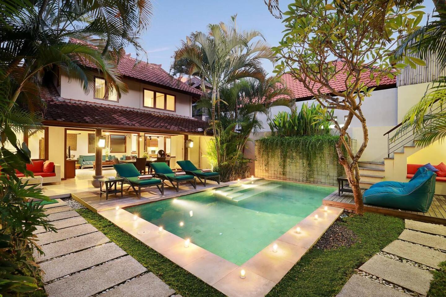 Super Value 4 Bedroom, Walk To Bintang Supermarket Σεμινιάκ Εξωτερικό φωτογραφία