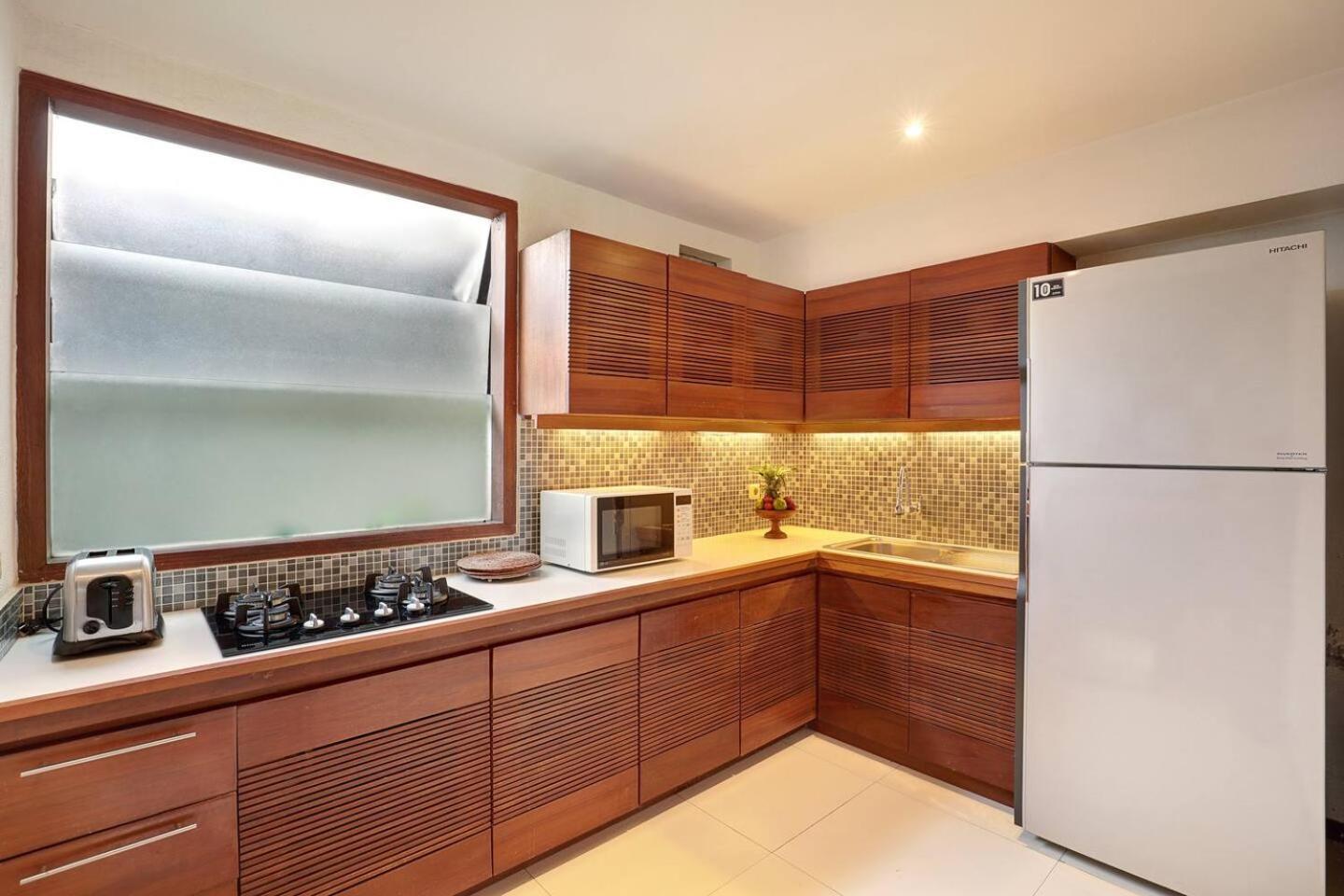Super Value 4 Bedroom, Walk To Bintang Supermarket Σεμινιάκ Εξωτερικό φωτογραφία