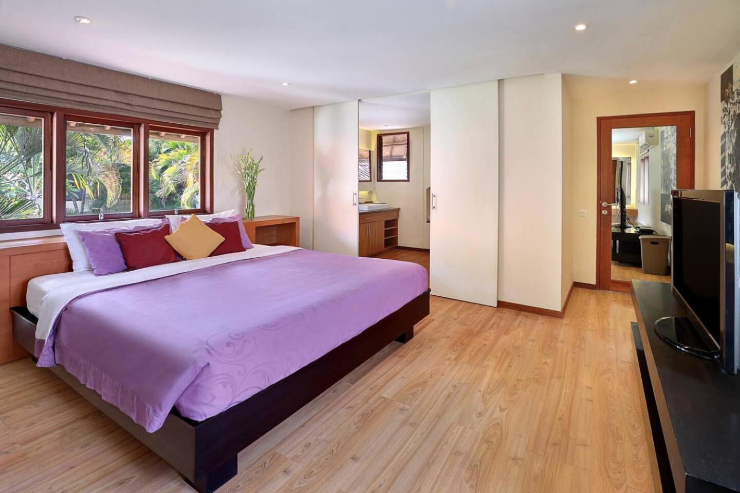 Super Value 4 Bedroom, Walk To Bintang Supermarket Σεμινιάκ Εξωτερικό φωτογραφία